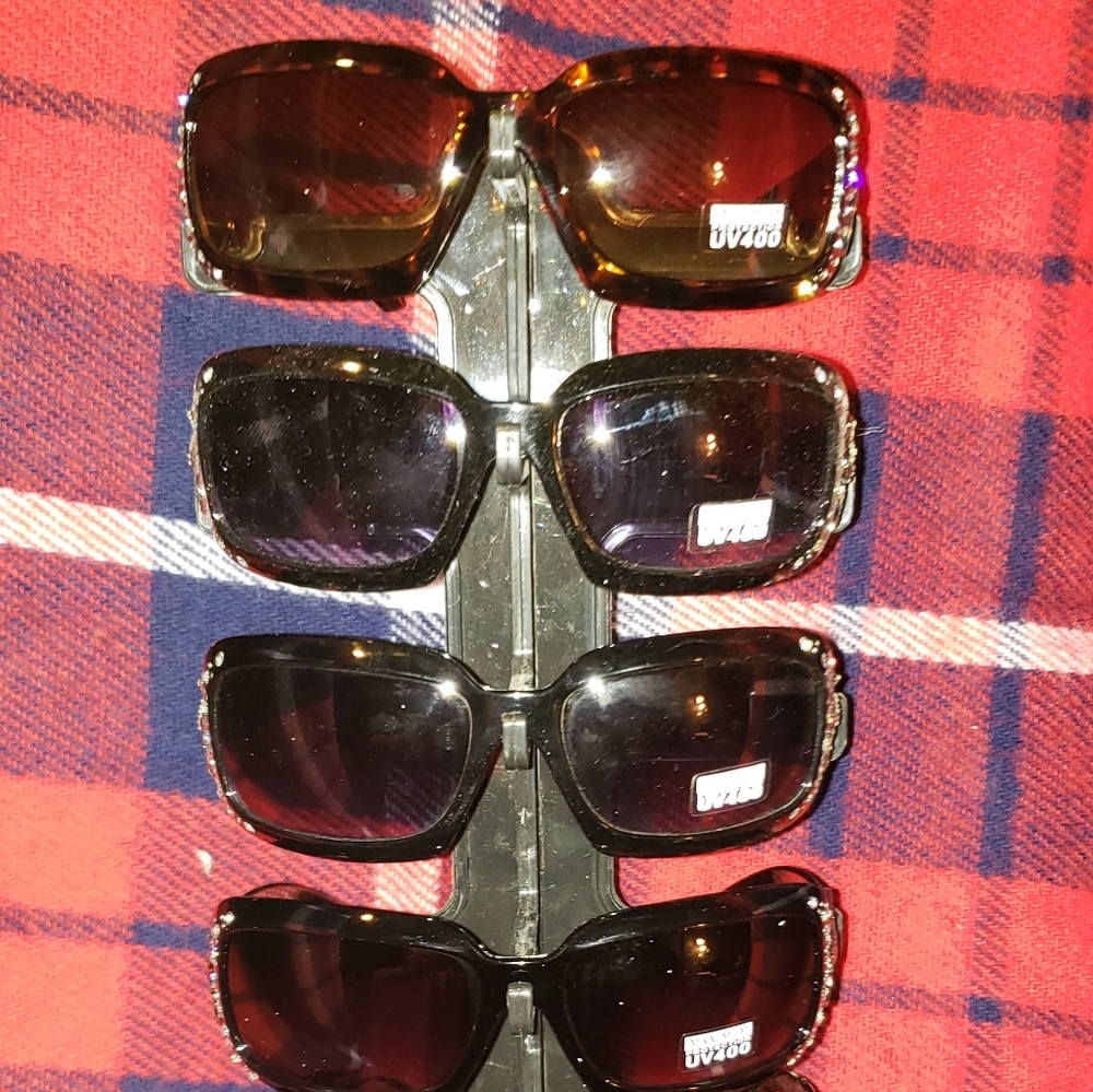 📷🕶Bling sunglasses - Picture 2 of 2
